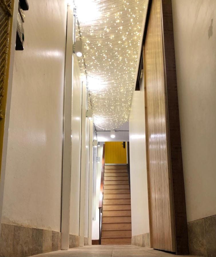 Yellow Door HHQ Zewnętrze zdjęcie